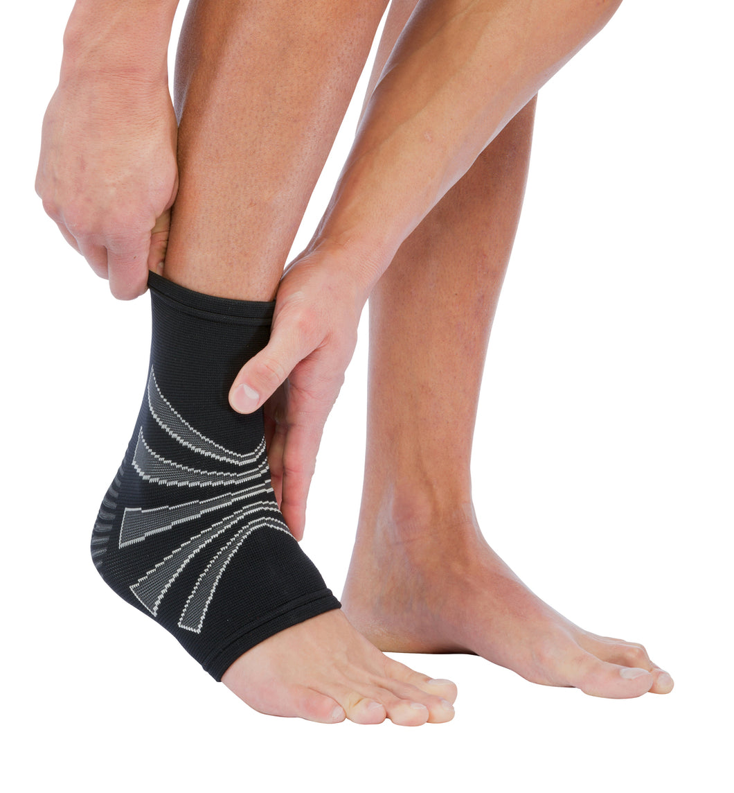 Mueller OmniForce® Ankle Support A-100