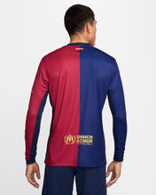 Cargar imagen en el visor de la galería, Nike Men&#39;s FC Barcelona 2024/25 Stadium Home Jersey LS
