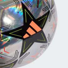 Cargar imagen en el visor de la galería, adidas UCL Training Ball
