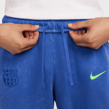 Cargar imagen en el visor de la galería, Nike Men&#39;s FC Barcelona French Terry Joggers
