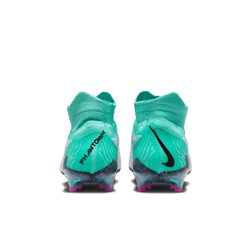 Nike Phantom sold Elite cleats-green