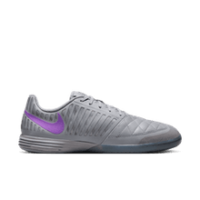 Load image into Gallery viewer, Nike Lunargato II Indoor
